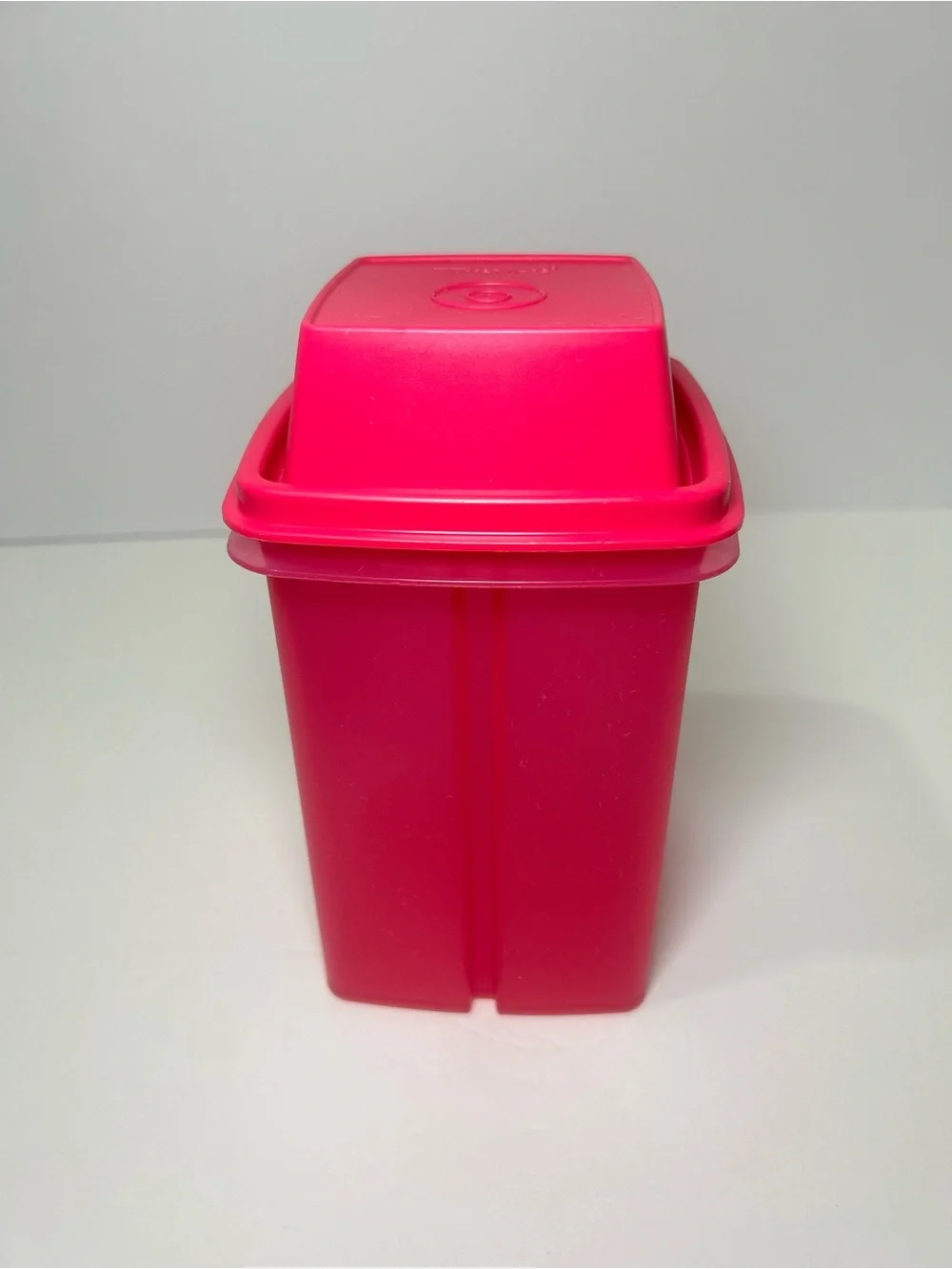 Tupperware Pick-A-Deli Square Pickle Container with Strainer Pink